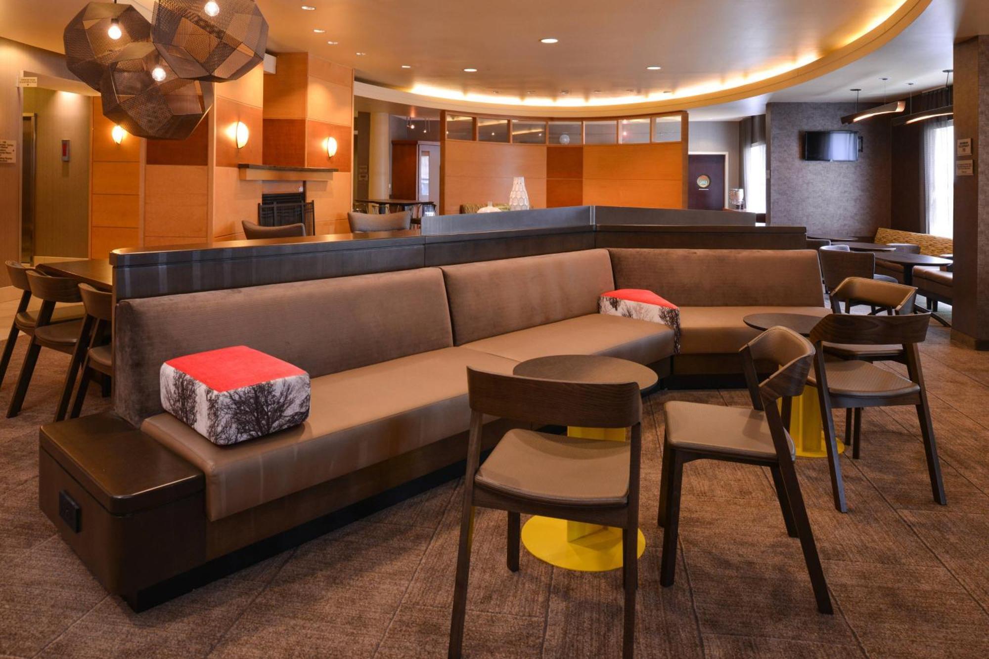 Tarentum Springhill Suites Pittsburgh Mills מראה חיצוני תמונה